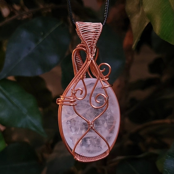 Handmade Clear Quartz & Labradorite Crystal Pendant - Picture 2 of 2